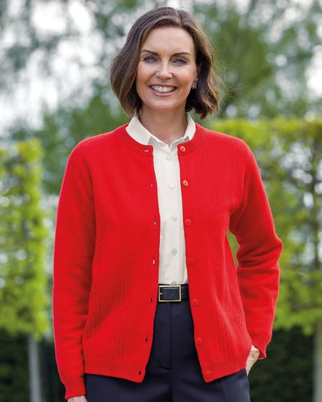 Ladies Scarlet Lambswool Cable Cardigan